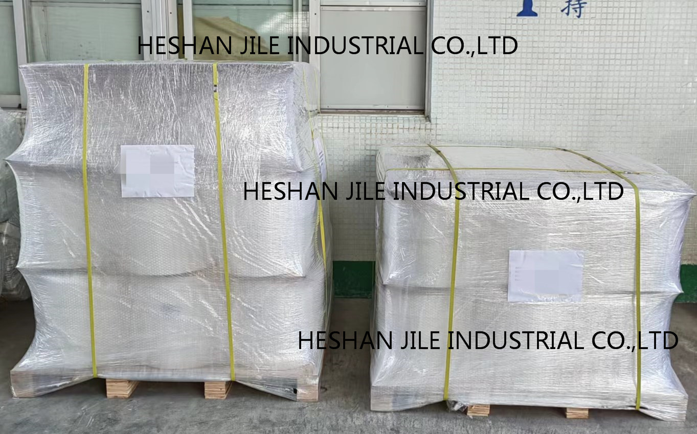 Складчатая термостойкая пластиковая пленка для покраски автомобилей1